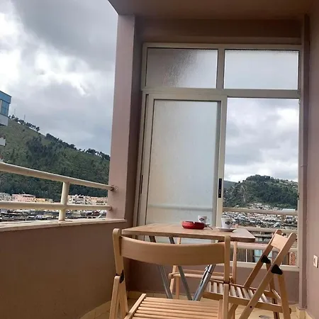 アパート Blehami_entire_apartment ベラト